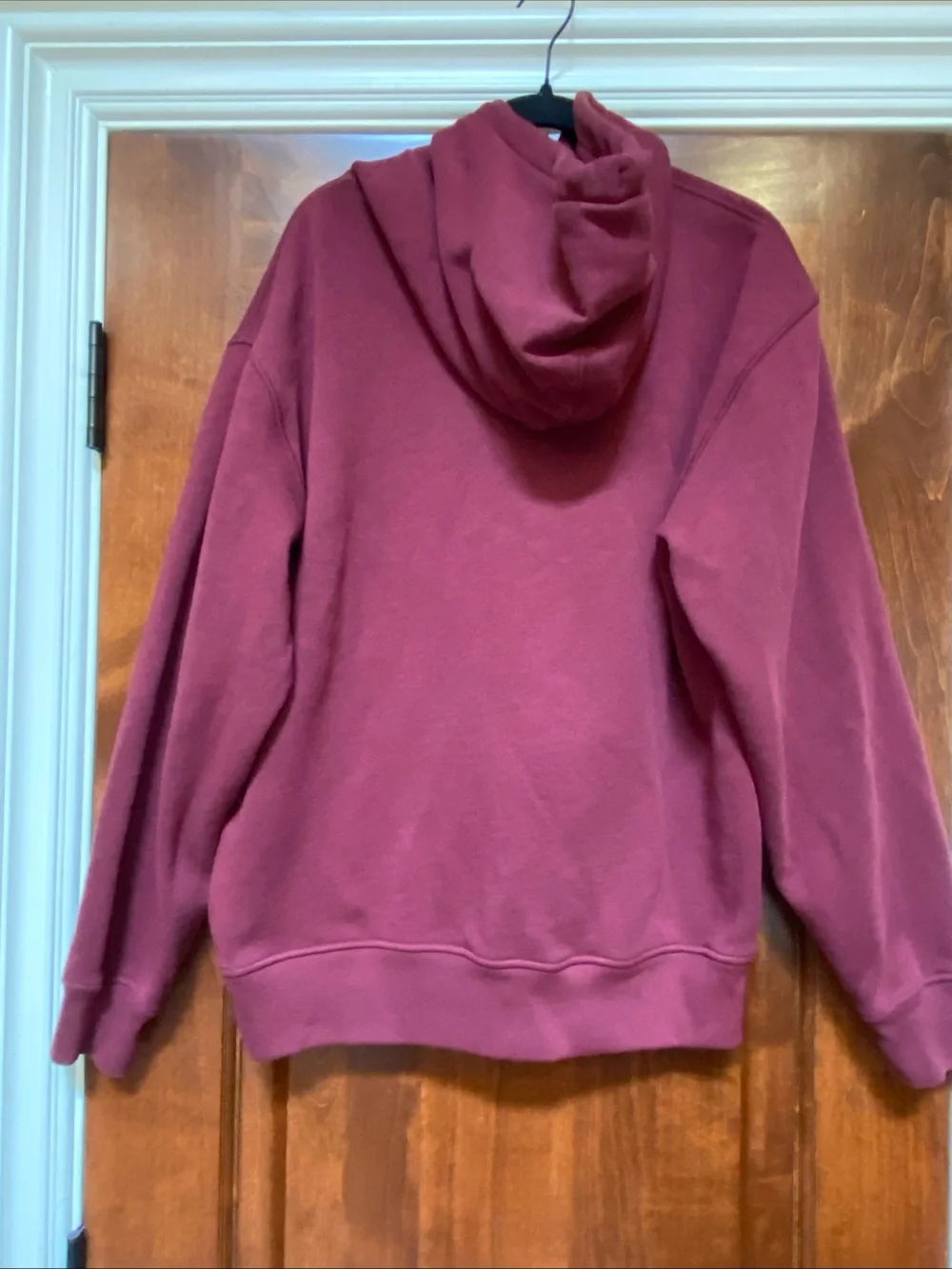 J. Crew Men’s  '83 fleece hoodie in burgundy Sz M
